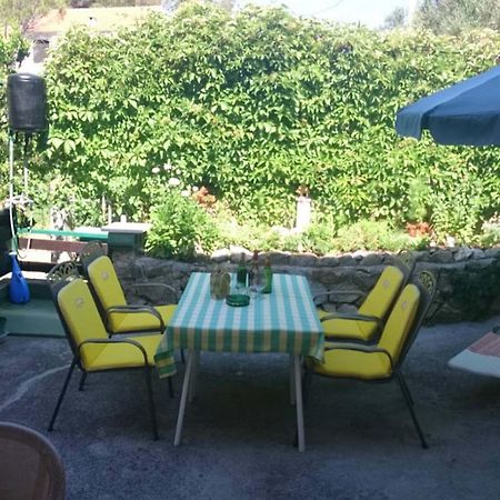 Palit Guest House Violeta מראה חיצוני תמונה