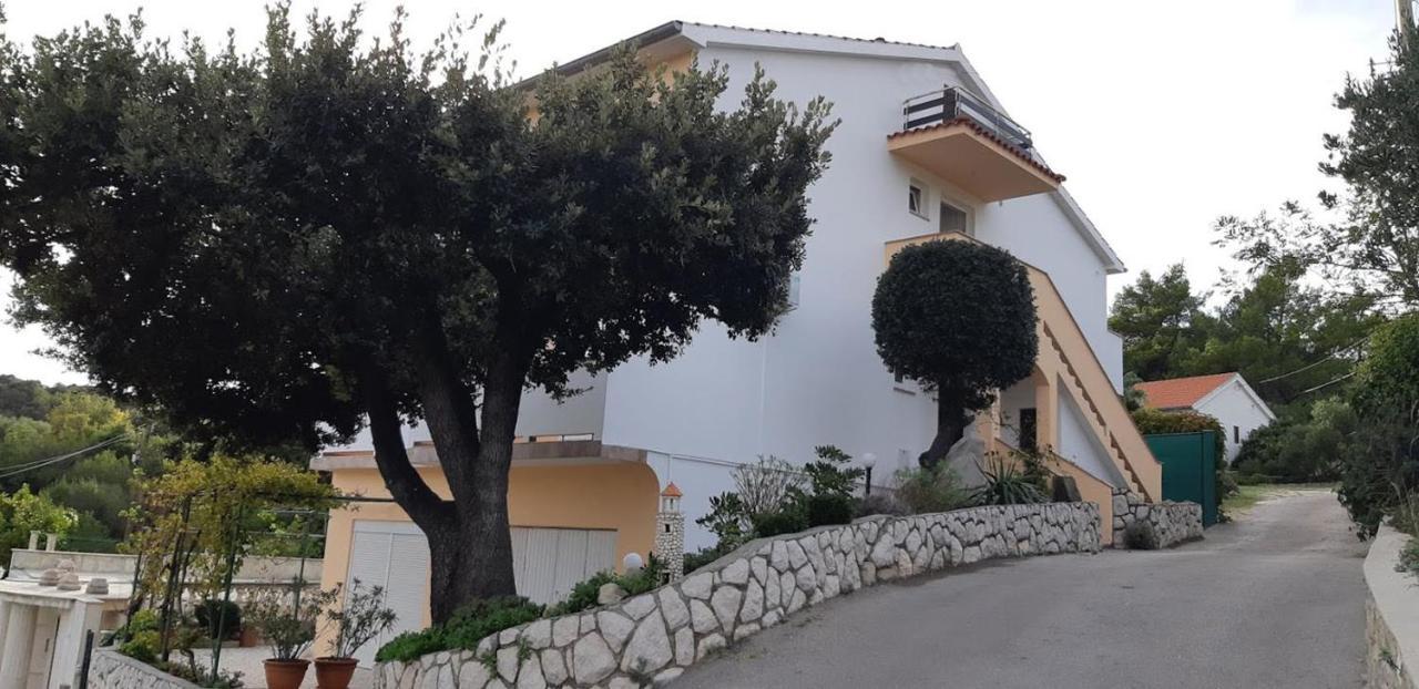 Palit Guest House Violeta מראה חיצוני תמונה
