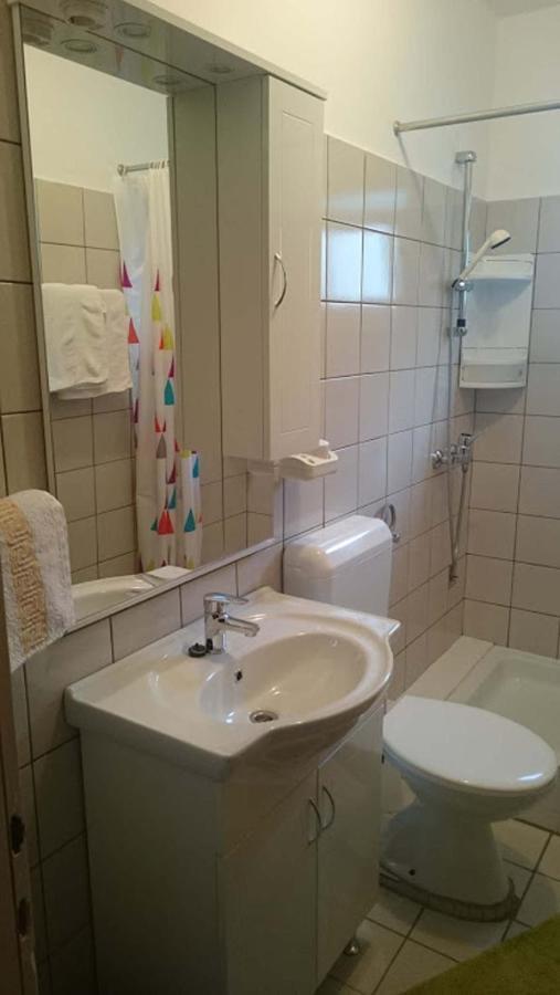 Palit Guest House Violeta מראה חיצוני תמונה
