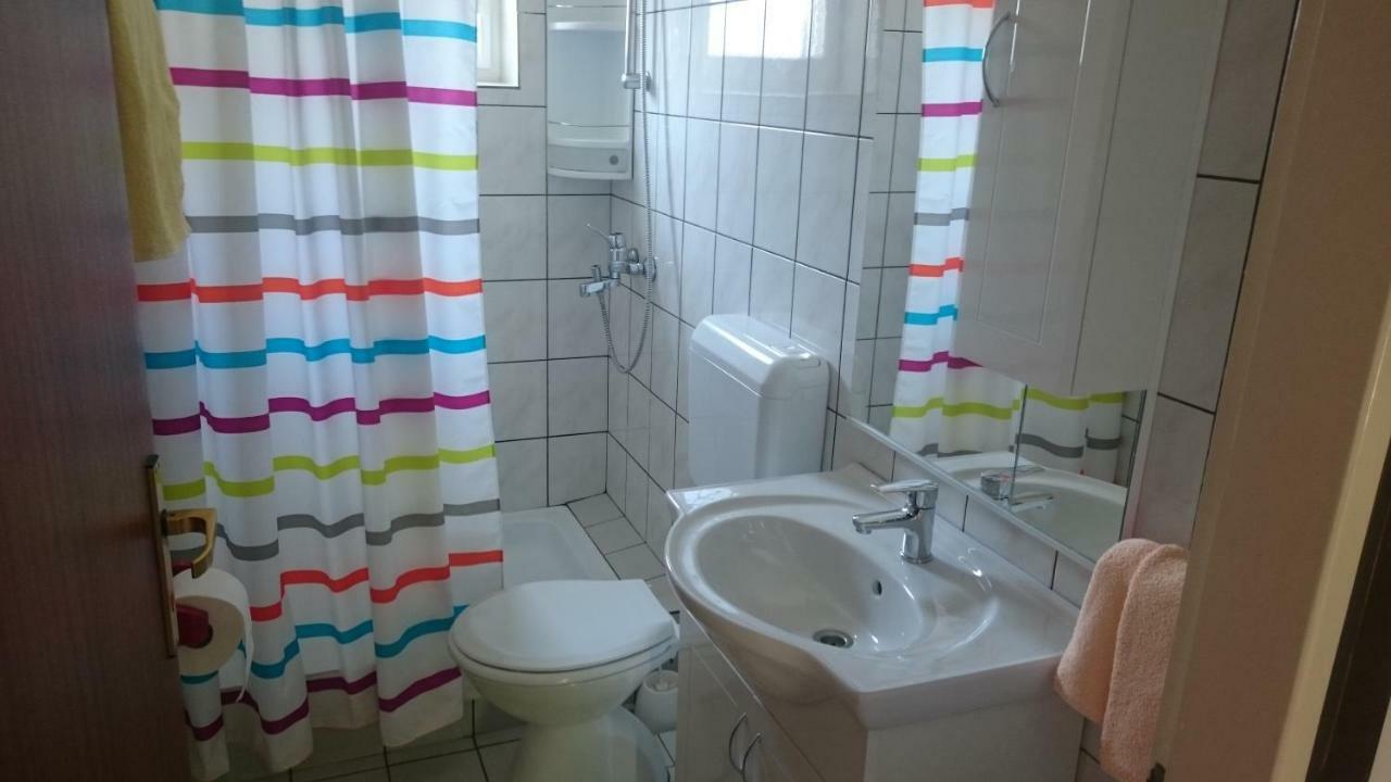 Palit Guest House Violeta מראה חיצוני תמונה